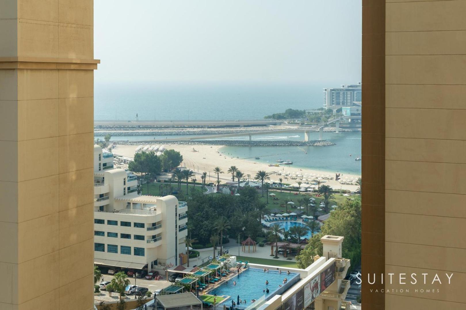 1 Bedroom 2 Bathrooms Flat With Sea View Balcony Dubai